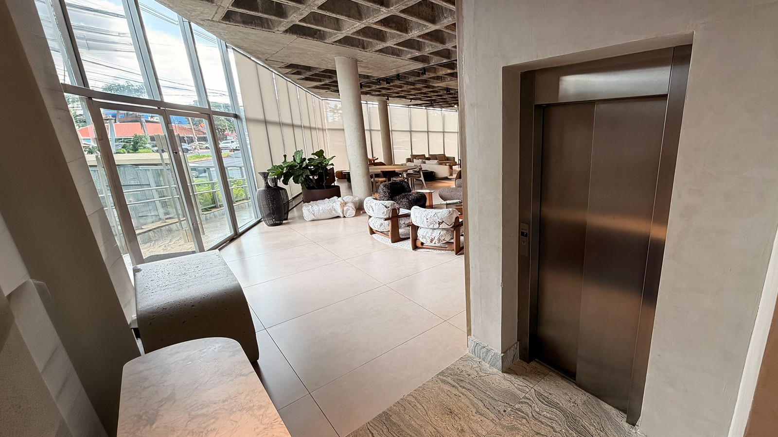 Elevador residencial e comercial: guia de projeto, instalação e manutenção - Crédito: Divulgação 
