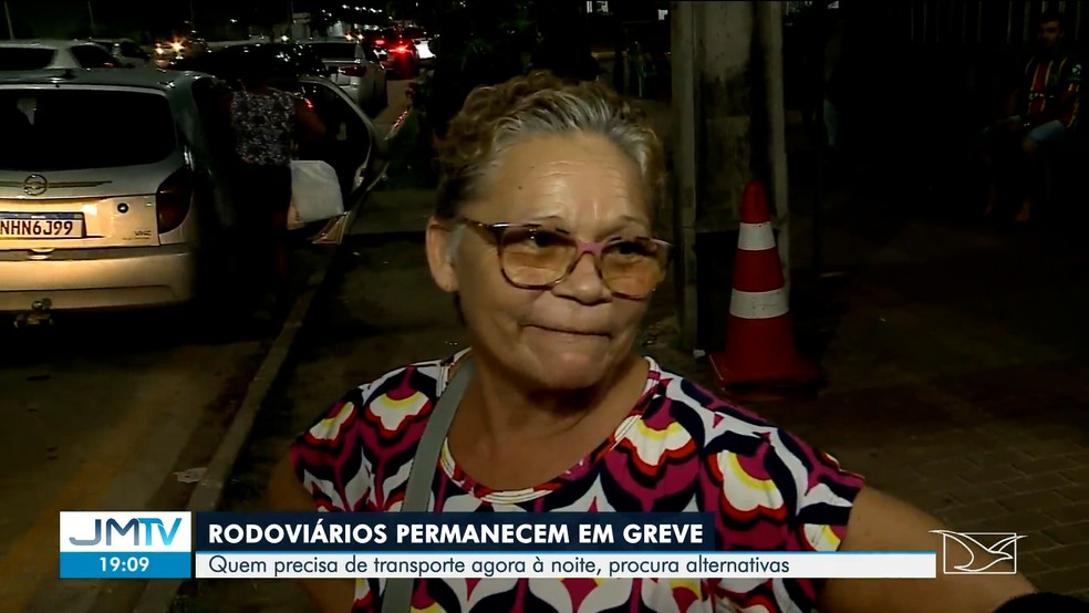 Passageiros enfrentam dificuldades na volta para casa — Foto: Reprodução/ TV Mirante