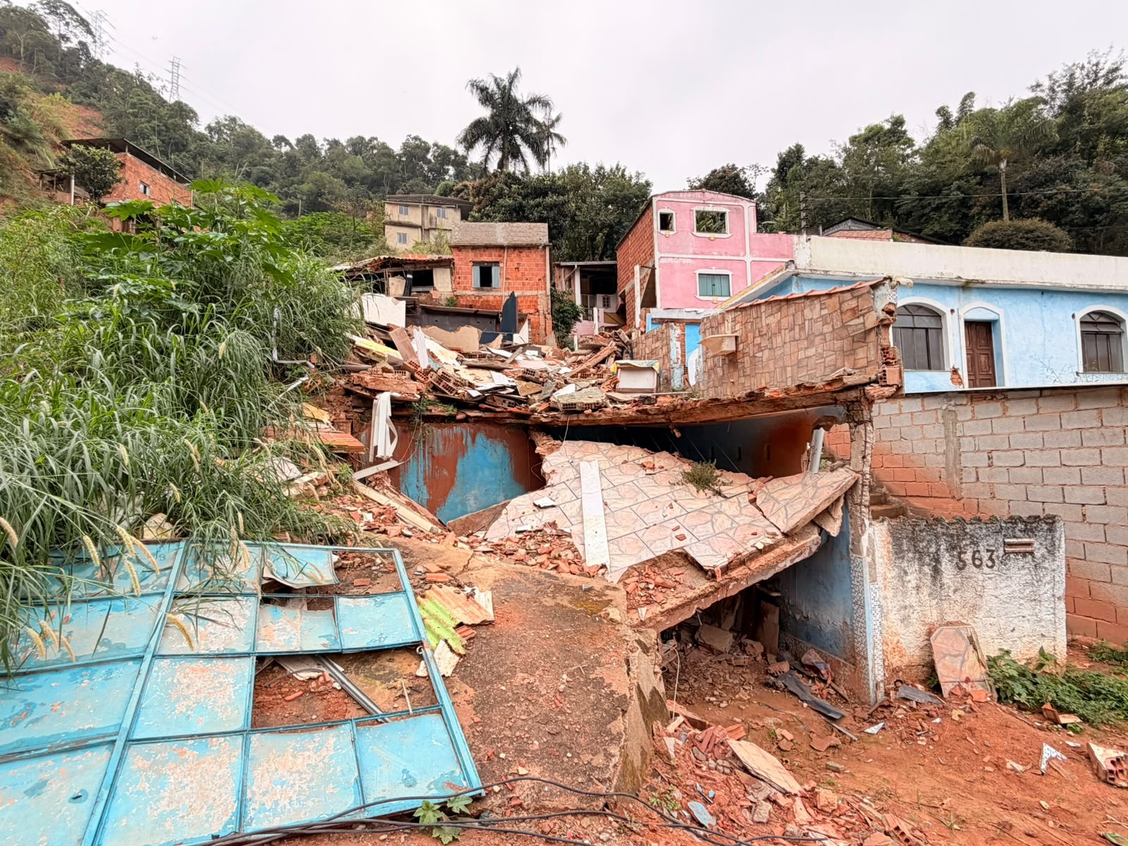 Projeto seleciona arquitetos para reconstrução de casas de quase 200 famílias afetadas pelas chuvas 