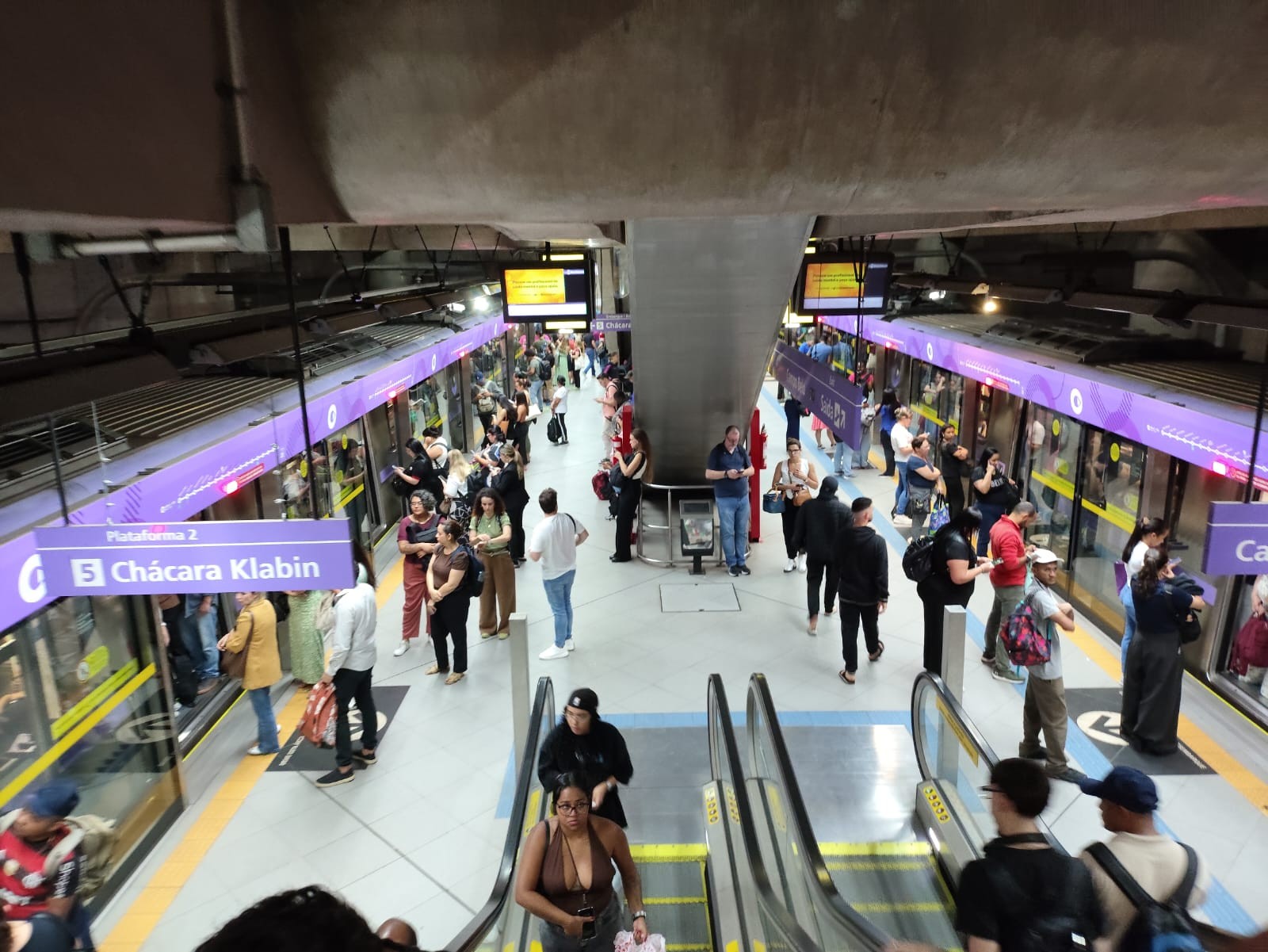 Linha 5-Lilás registra falha em equipamento e funciona com velocidade reduzida nesta terça