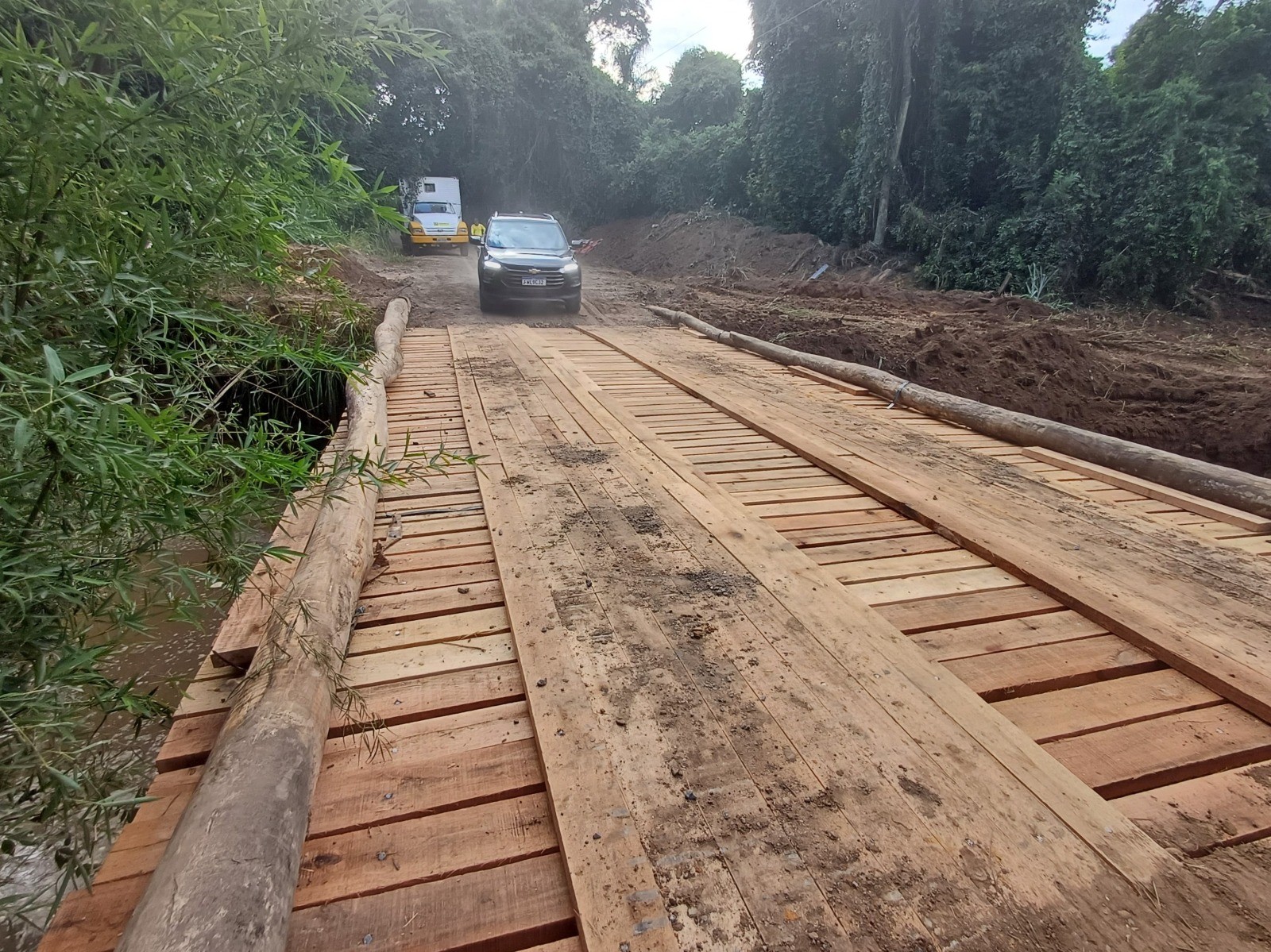 Defesa Civil fecha ponte de estrada rural após desmoronamento de estrutura em Limeira; veja rotas alternativas