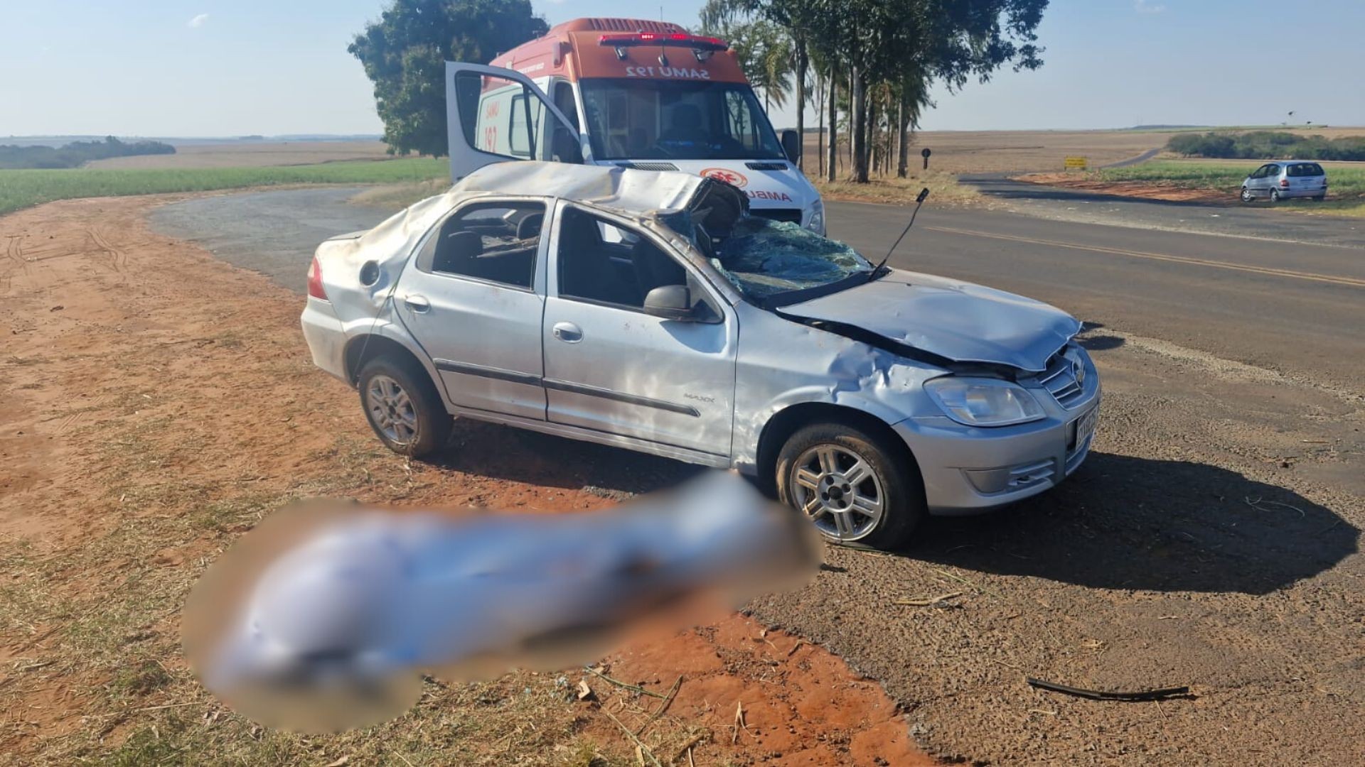 Motorista morre após capotar carro em estrada municipal do interior de SP