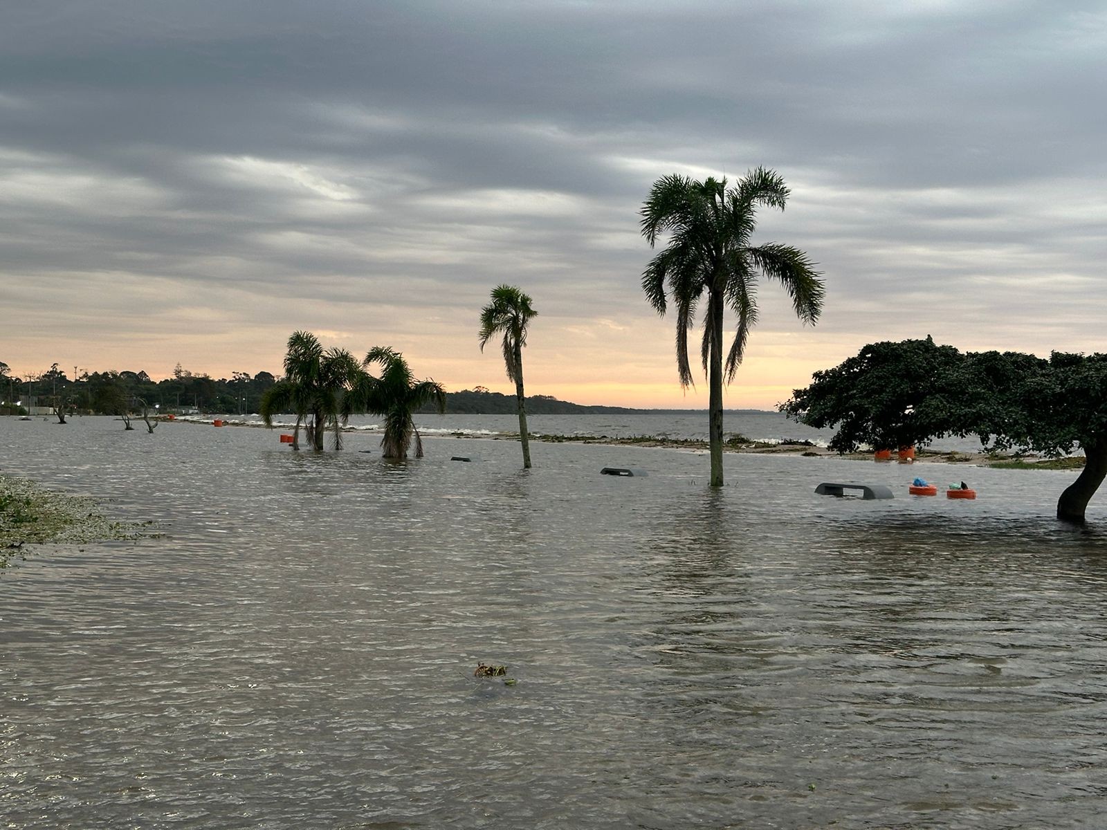 Lagoa dos Patos atinge 2,37 metros, diz Prefeitura de Rio Grande; nível supera maior marca da história