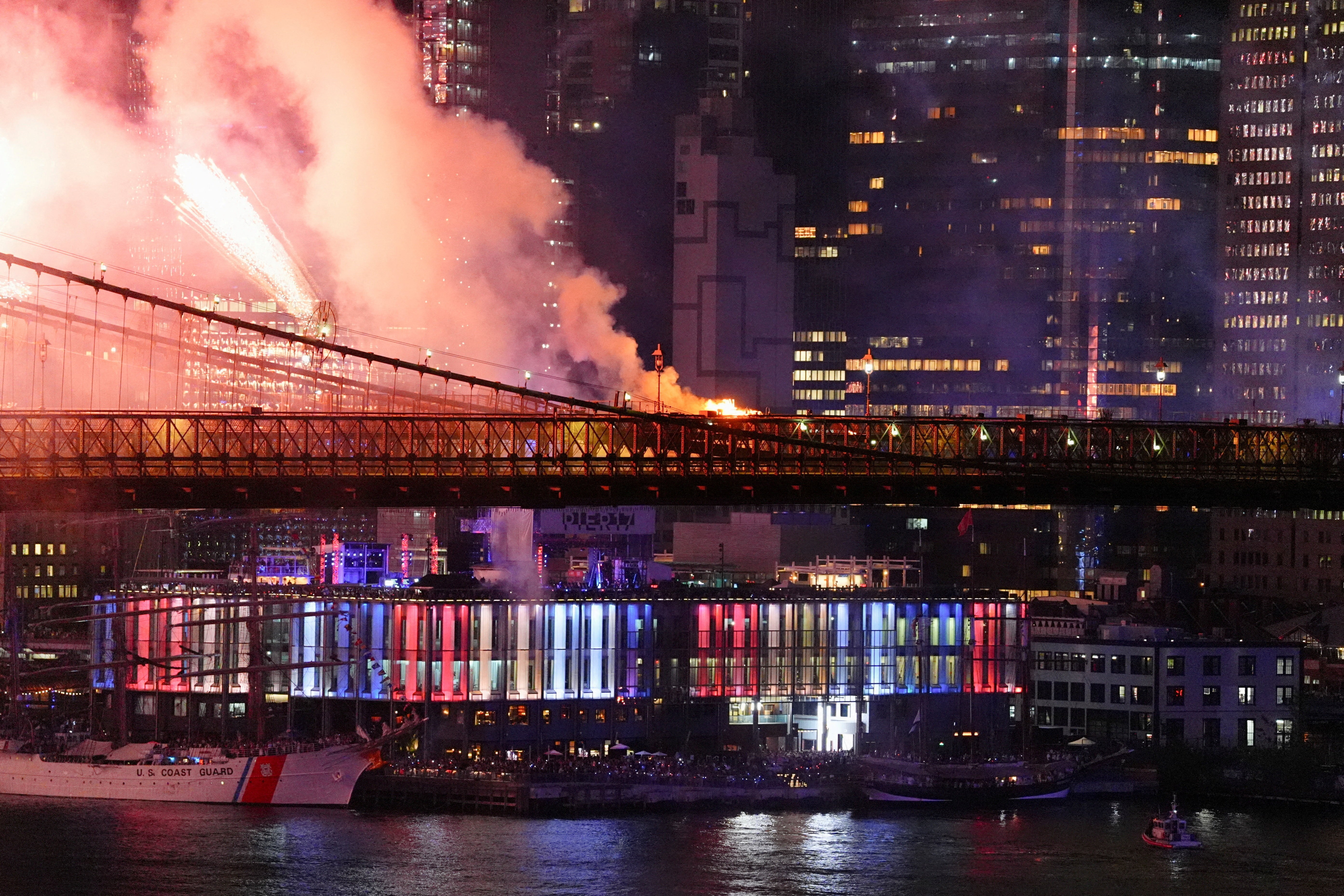 Fire hits Brooklyn Bridge, New York, during fireworks display for 250 years of US independence