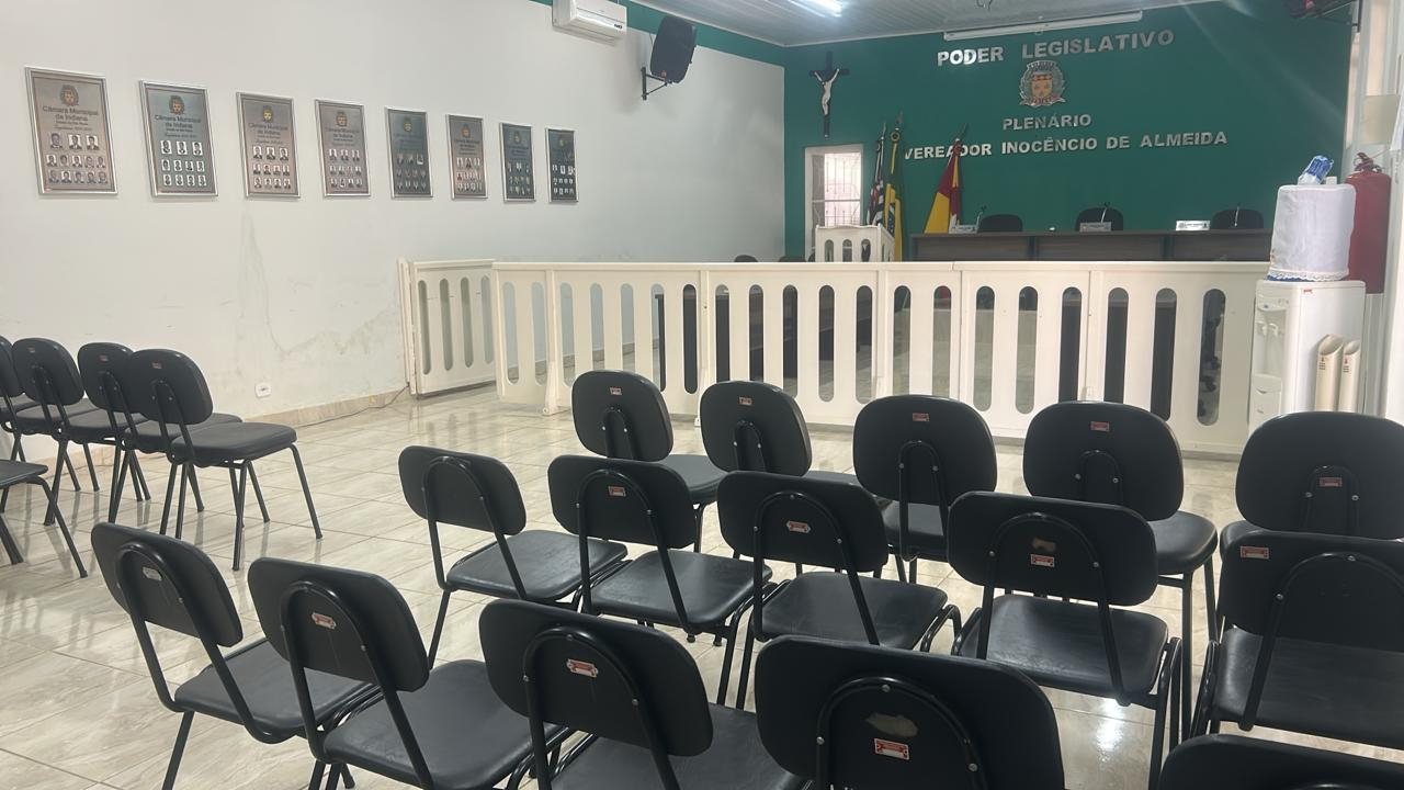Após proibição de câmeras, presidente da Câmara Municipal libera trabalhos jornalísticos no plenário do Poder Legislativo