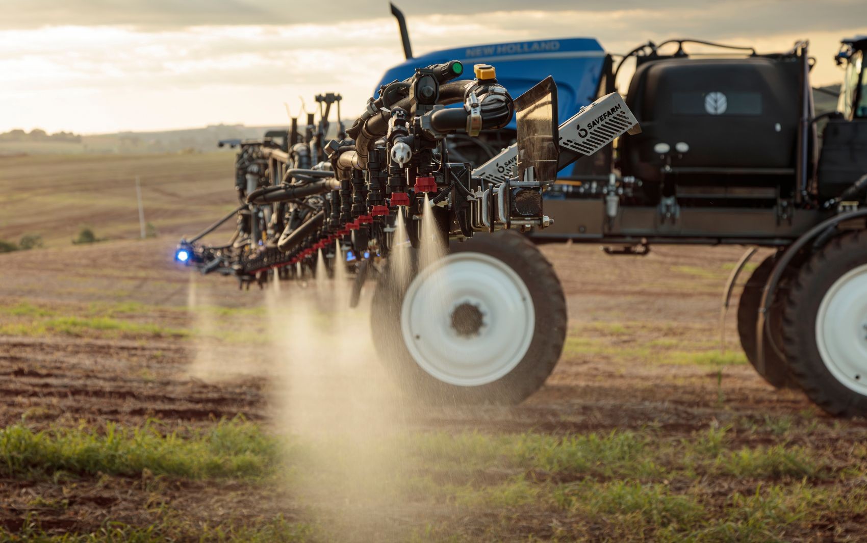 Agrishow 2026: máquinas com inteligência artificial 'de fábrica' são destaques; veja novidades