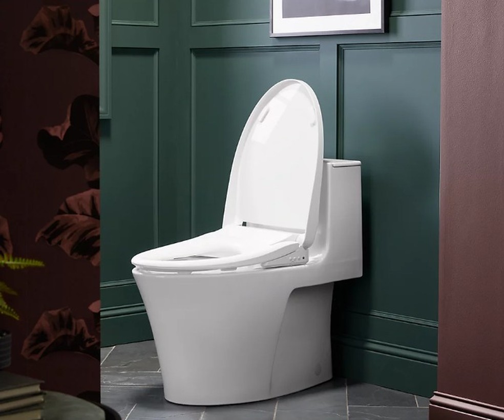 PureWash E930, um vaso sanitário conectado e inteligente que automatiza várias funções para o usuário — Foto: Kohler