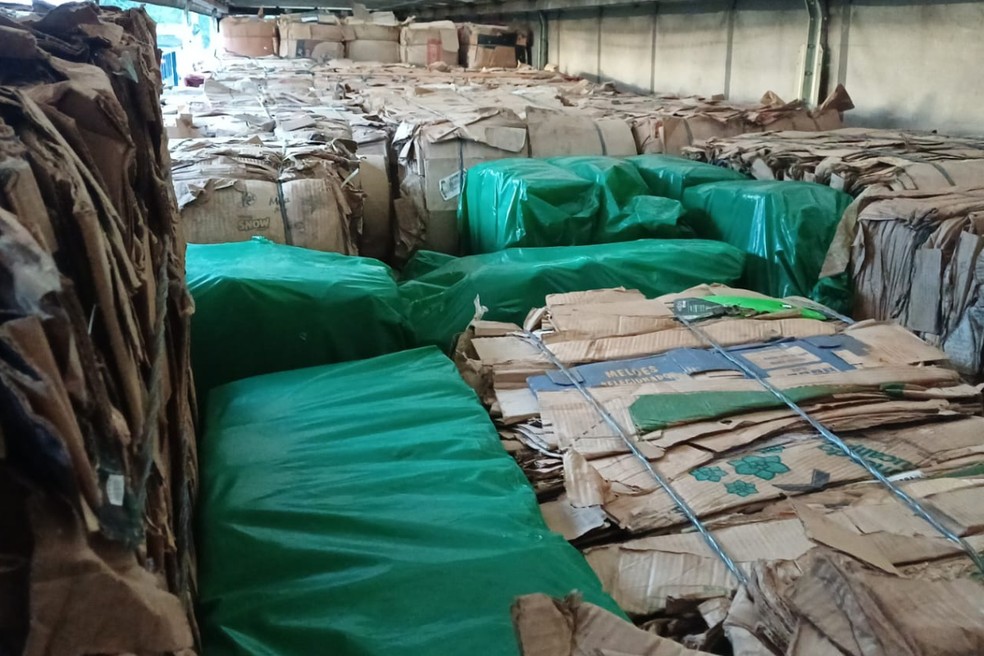 Drogas apreedndas dentro de caminhão em Rondonópolis pela PRF — Foto: PRF MT