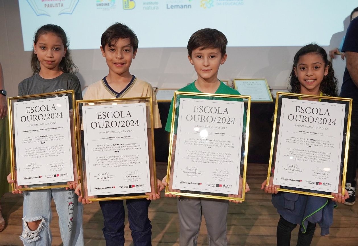 Quatro escolas de Atibaia recebem Prêmio de Excelência Educacional do Estado 