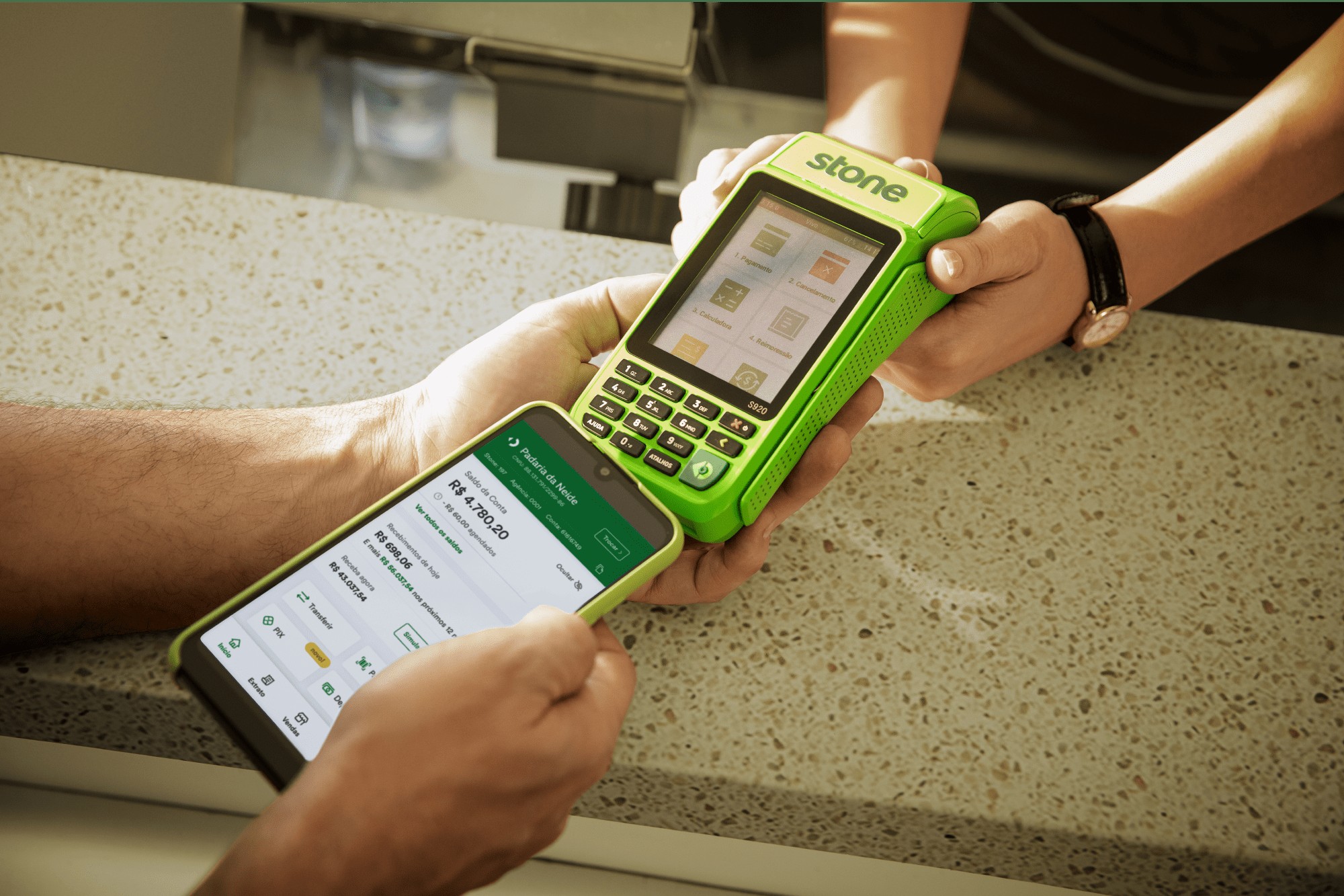 Stone demite mais de 300 funcionários e sindicato fala em 'demissão em massa'