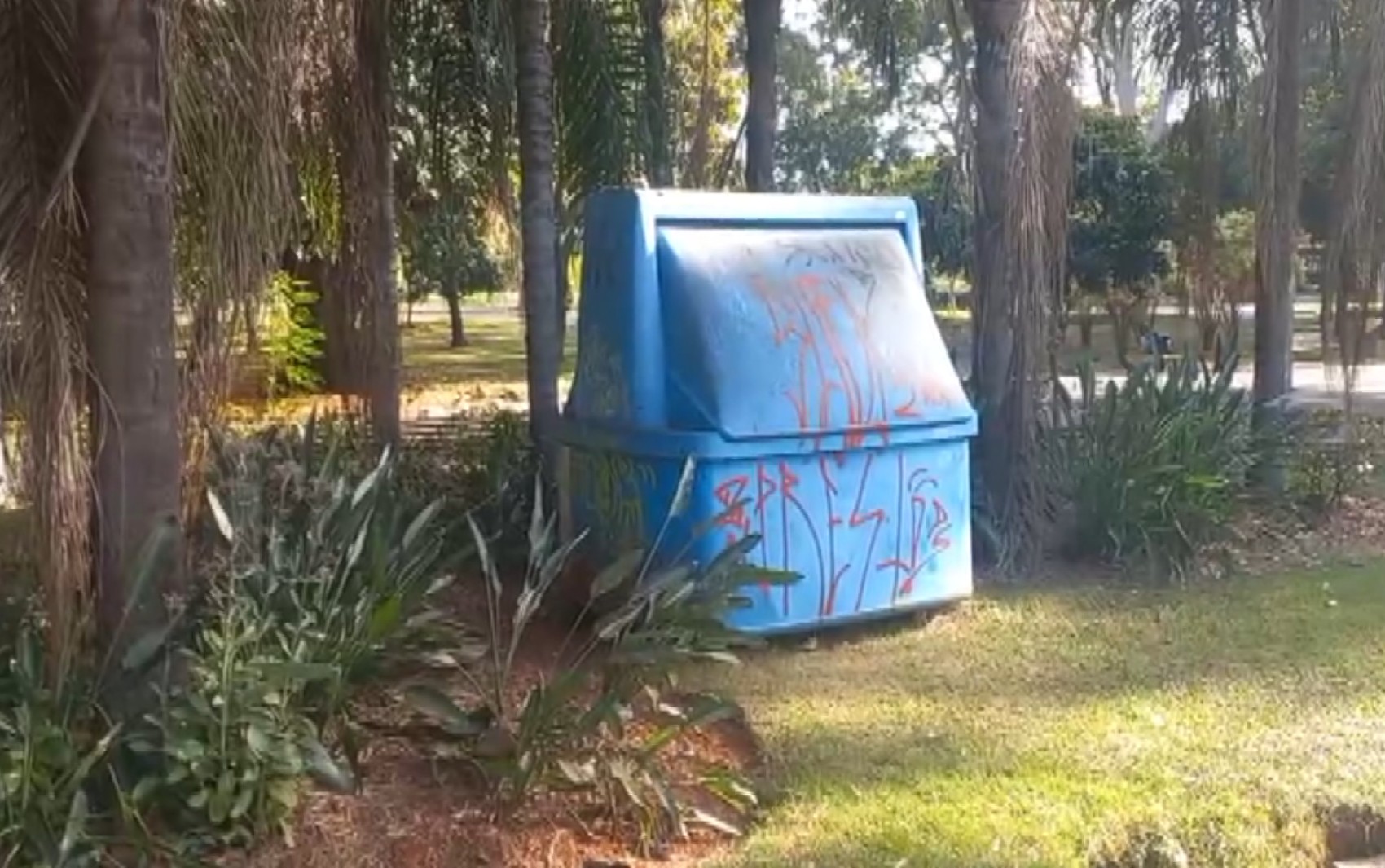 Moradores cobram melhorias em parques de Ribeirão Preto, SP