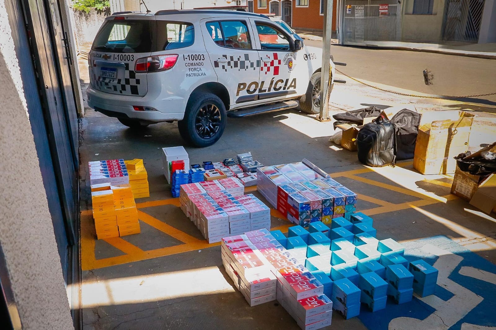 Polícia Militar apreende R$ 500 mil em eletrônicos contrabandeados em Piracicaba