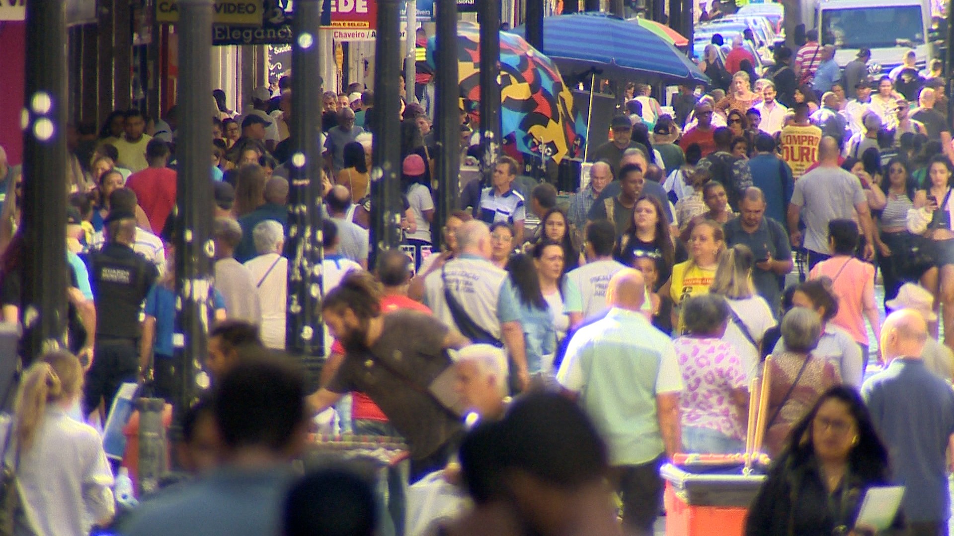Chuvas causam prejuízo de mais de R$ 50 milhões ao comércio de Juiz de Fora, aponta balanço