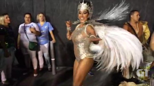 Desfile das Campeãs de SP tem festa, samba e críticas a jurados do carnaval - Programa: G1 no carnaval 