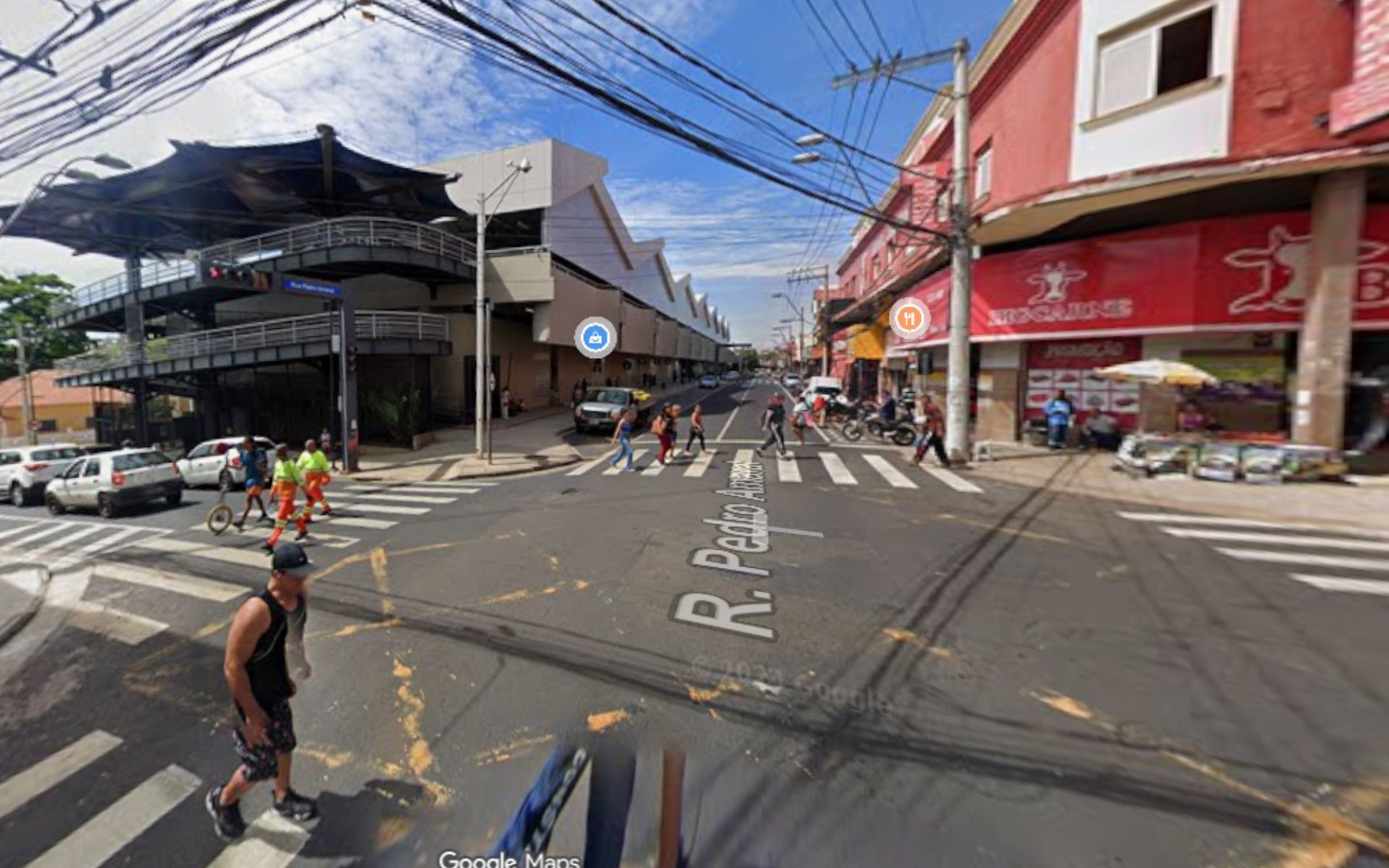 Motorista de carro foge após atropelar grávida  no centro de Rio Preto 