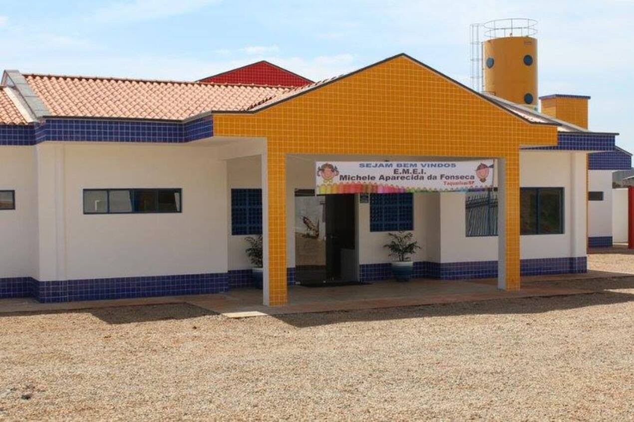 denúncia de superlotação em escola de Taquarivaí