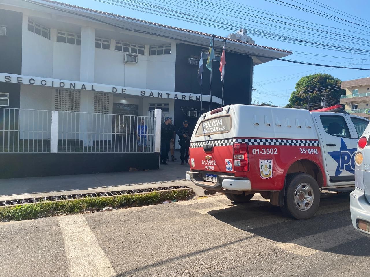 Cumprimentos de mandados de prisão e detenção por roubo são as ocorrências registradas na 16ª Seccional