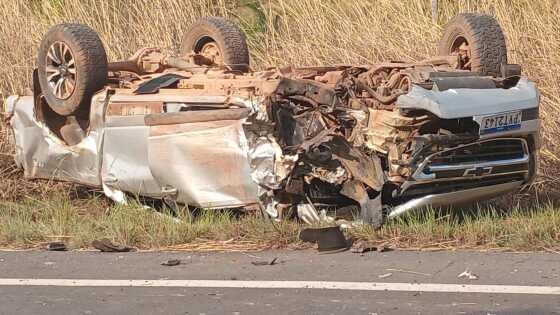 Empresário morre e prefeita fica ferida após batida entre carro e caminhonete na MT-040