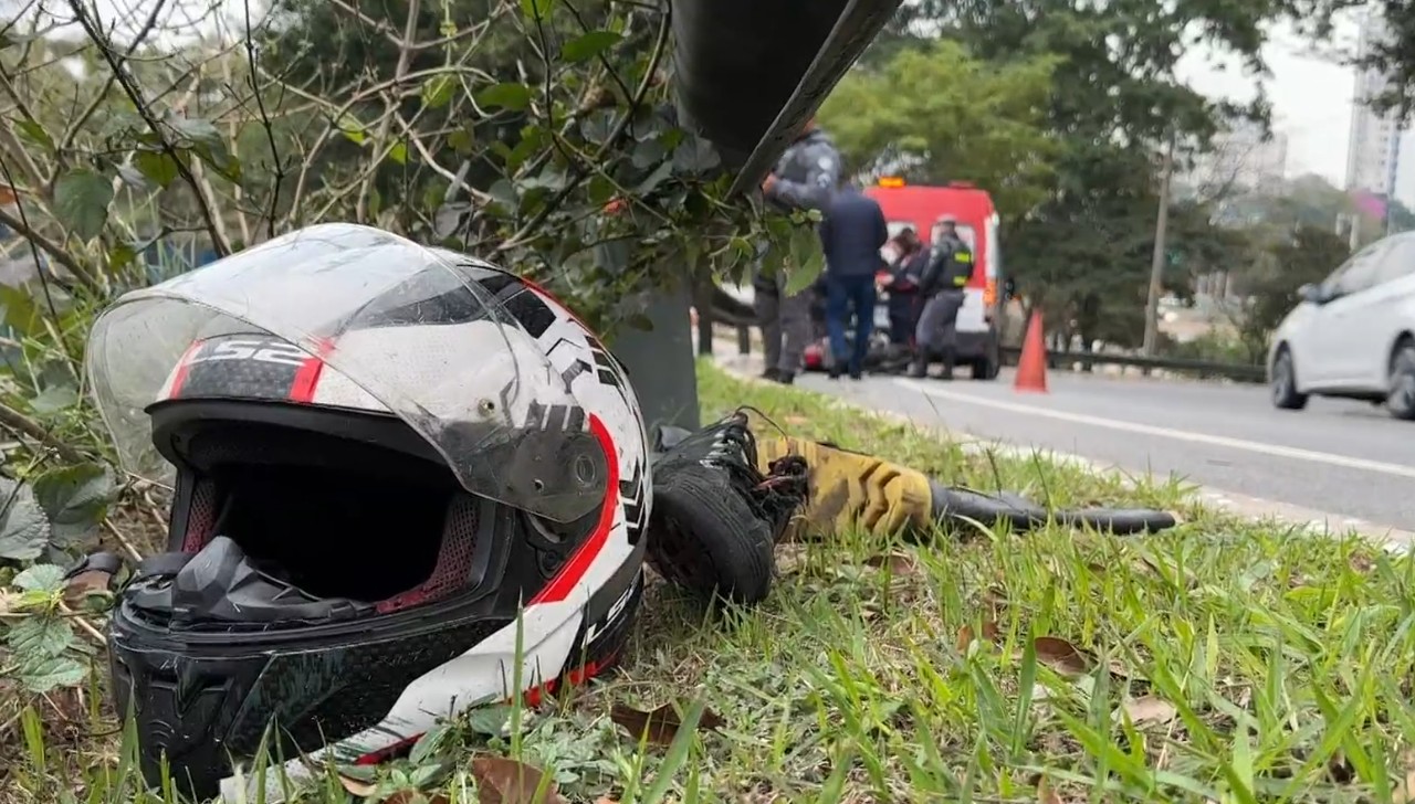 Motociclista morre em colisão frontal com caminhão na BR-343 em Angical do Piauí
