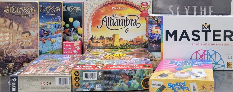 Alguns jogos de tabuleiro disponíveis no espaço Pop da Biblioteca Central de Brasília — Foto: BCE/UnB