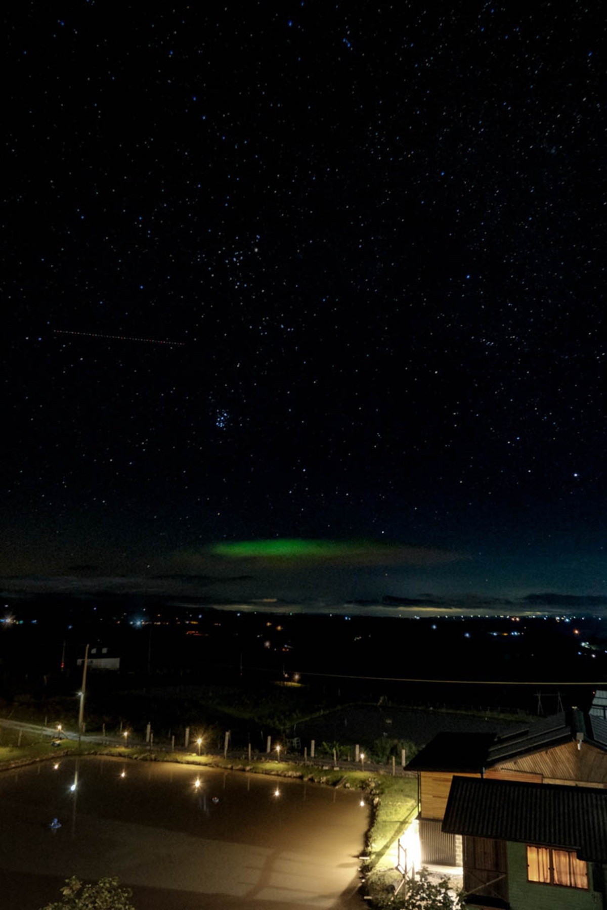 Nuvem verde? O que explica fenômeno registrado por fotógrafo no céu de SC