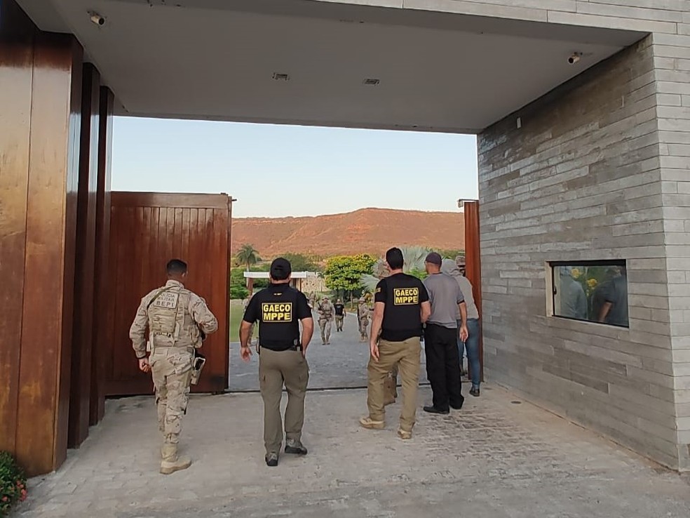 Operação Sertão Branco cumpre mandados em Pernambuco, Minas Gerais e São Paulo — Foto: Divulgação/ MPPE