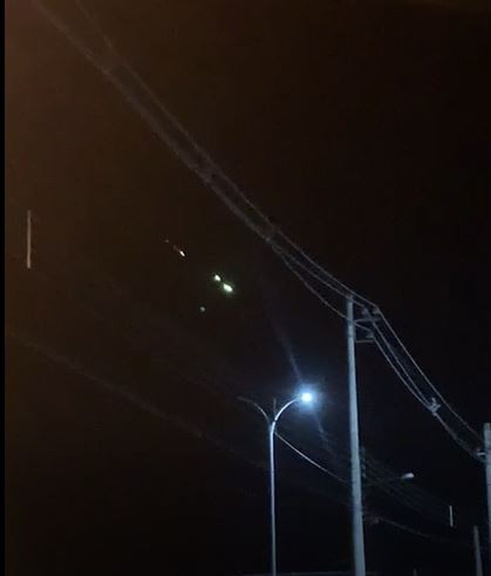 Luzes são vistas no céu de Mococa. Professor da UFSCar diz que pode ser meteoro — Foto: Maria Laura Marino/Arquivo pessoal