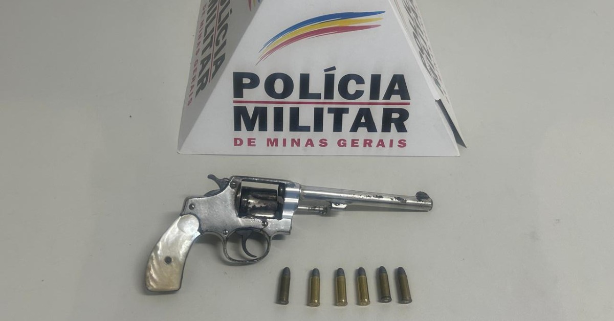 Homem com 84 passagens pela polícia é preso armado no centro de Governador Valadares