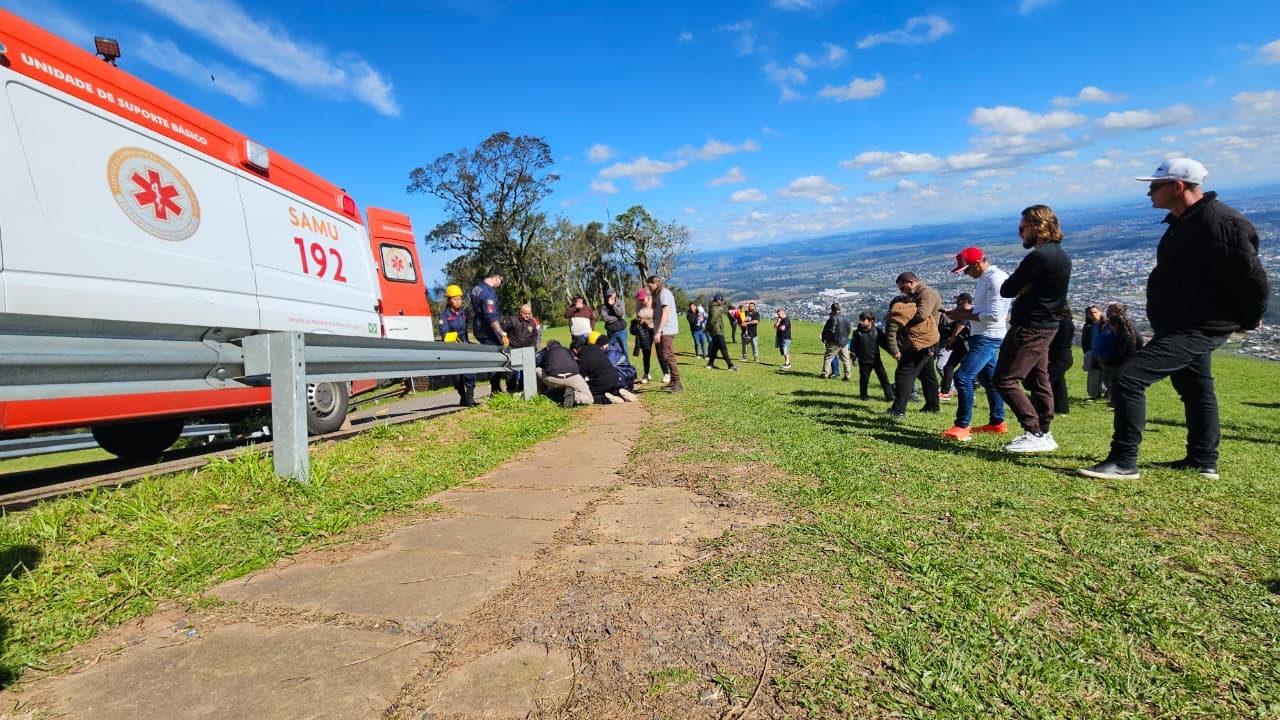 Homem sofre acidente de paraglider no mesmo local em que piloto de asa-delta caiu há duas semanas no RS