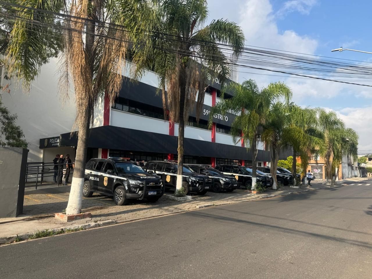 Polícia Civil de Monte Mor prende quatro suspeitos de furtar peças de caminhões e ônibus