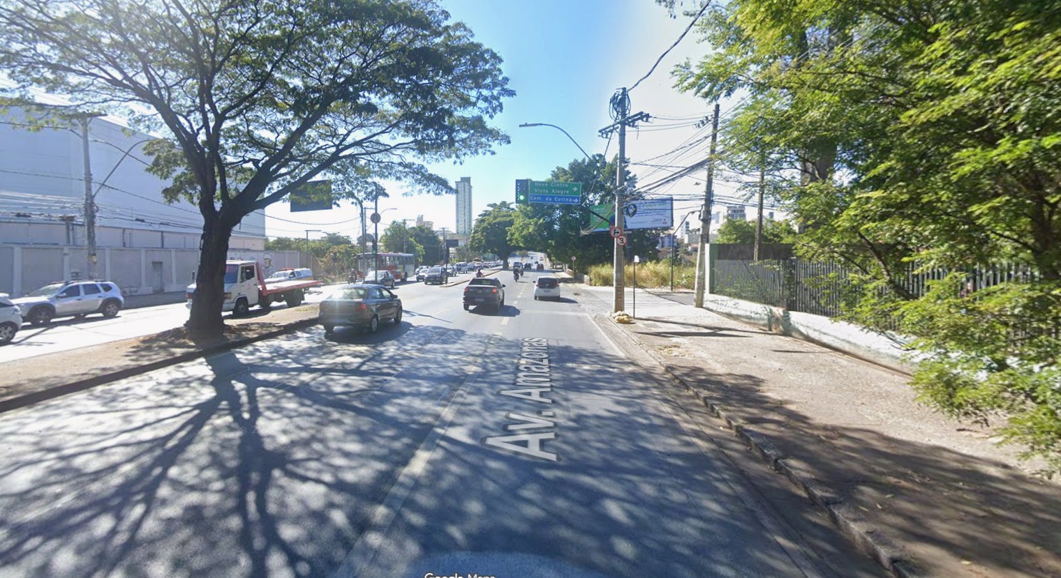 Homem de 23 anos é morto a tiros dentro de ônibus em BH