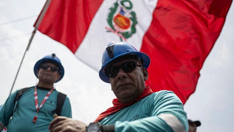 Eleições no Peru: como crises políticas levaram país a ter uma 'economia zumbi'
