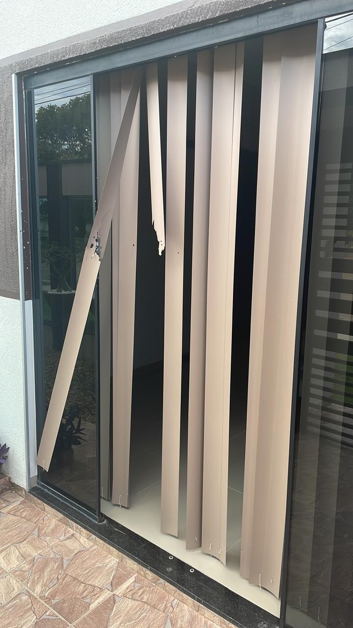 Persianas destrudas