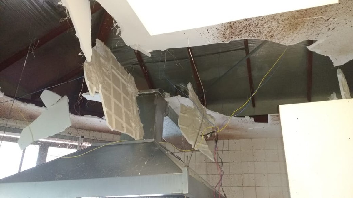 Panela de pressão explode e parte de teto de escola desaba em Rio das ...