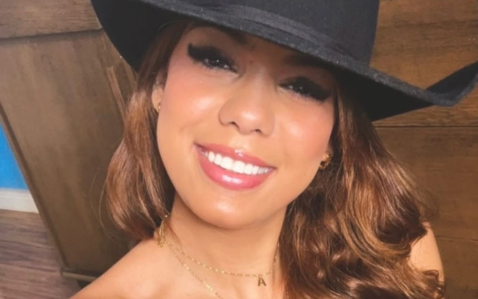 Anna Elisa Borges, de 19 anos, morreu em um acidente de trânsito na madrugada de 29 de março em Franca (SP) — Foto: Redes sociais