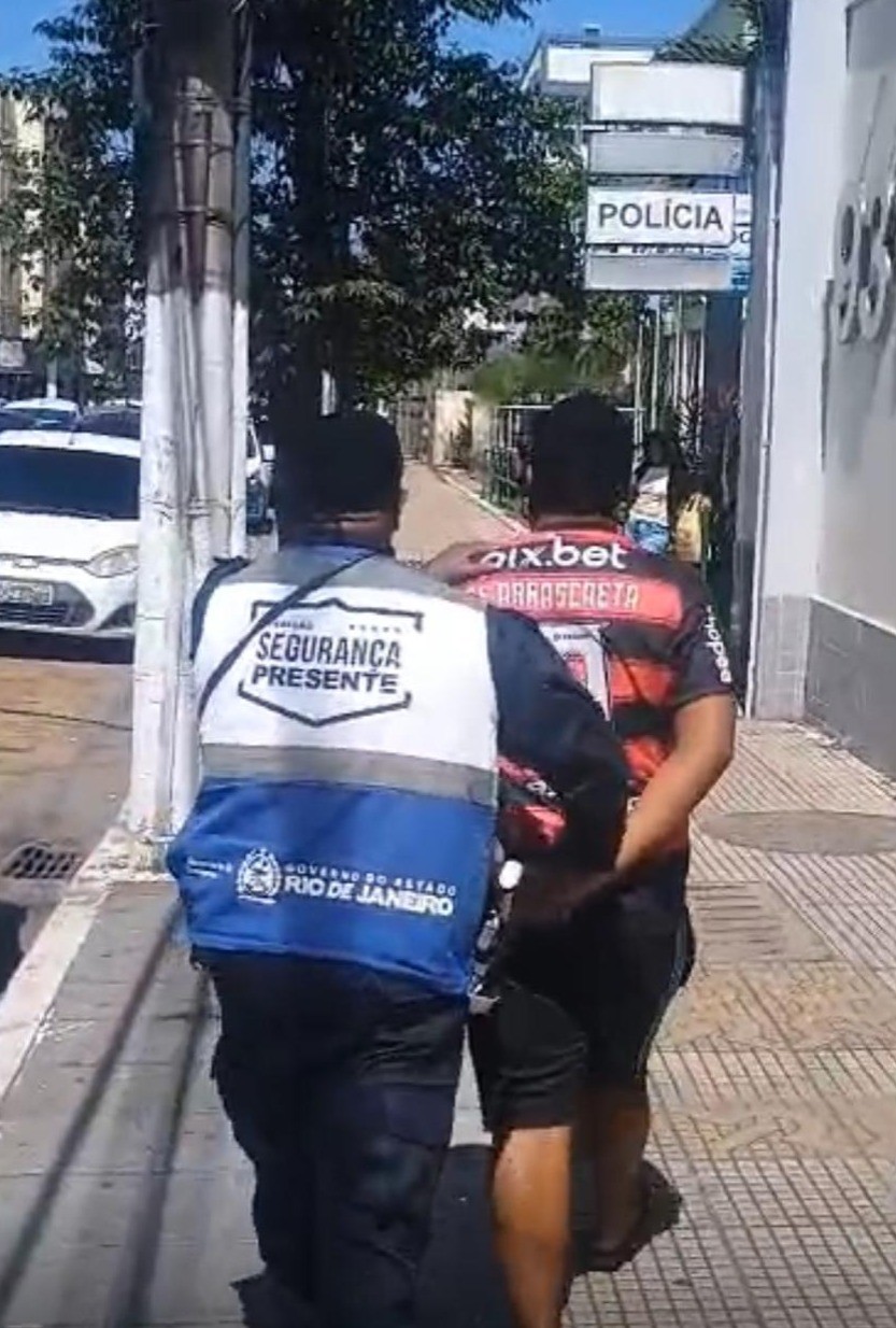Procurado por associação ao tráfico de drogas é preso após ser identificado por câmeras de reconhecimento facial em Volta Redonda