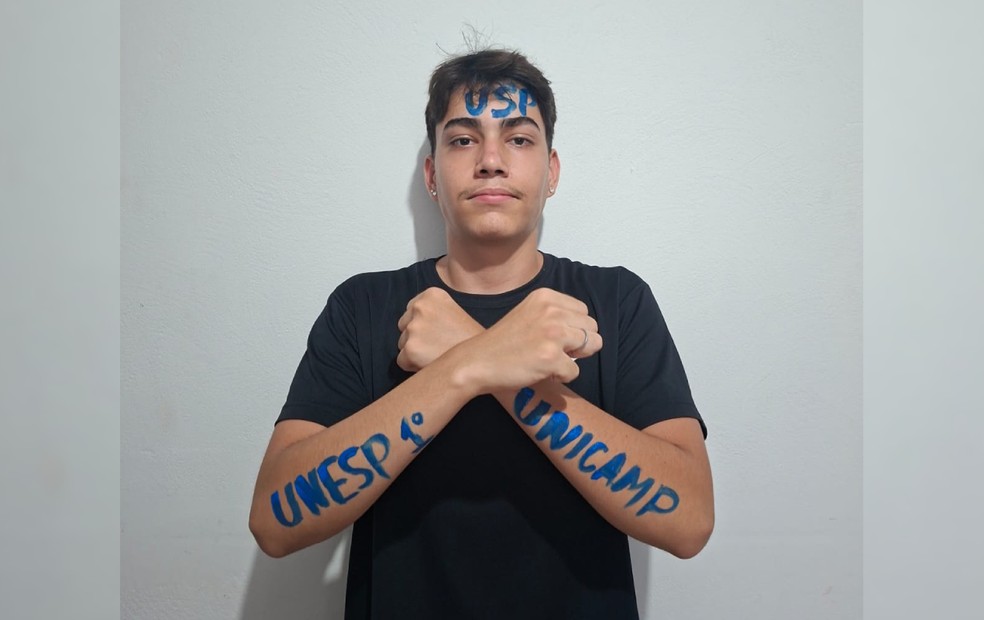 2 de 5
Daniel Pollini, de 18 anos, aprovado em direito na USP — Foto: Arquivo pessoal