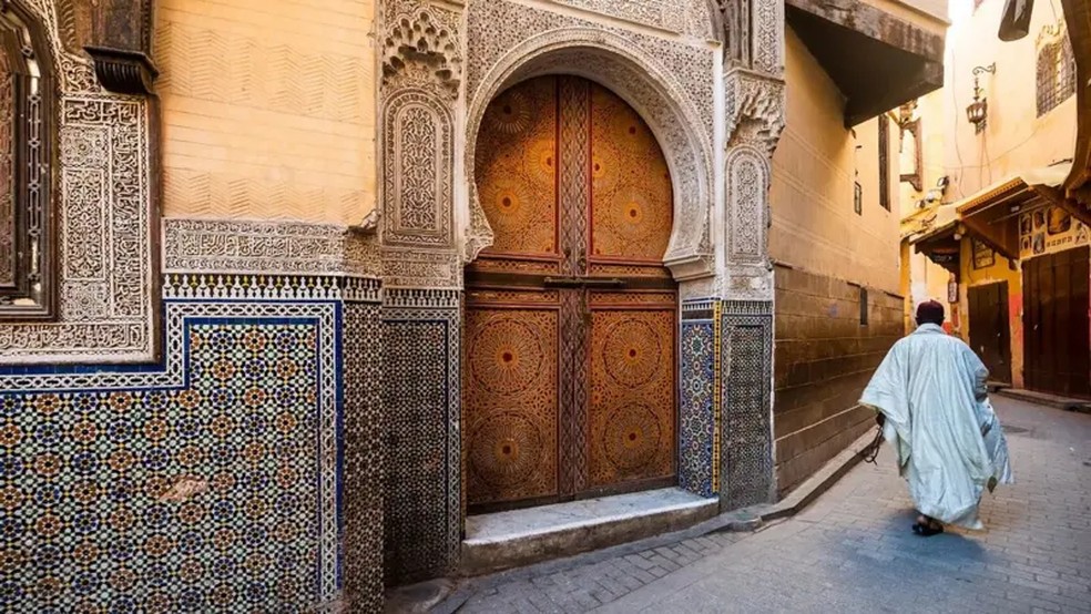 Marrocos pretende duplicar as chegadas de turistas até 2030, com uma meta de 26 milhões de visitantes anuais — Foto: Getty Images via BBC