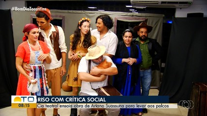 Grupo de teatro ensaia obra de Ariano Suassuna para levar crítica social aos palcos
