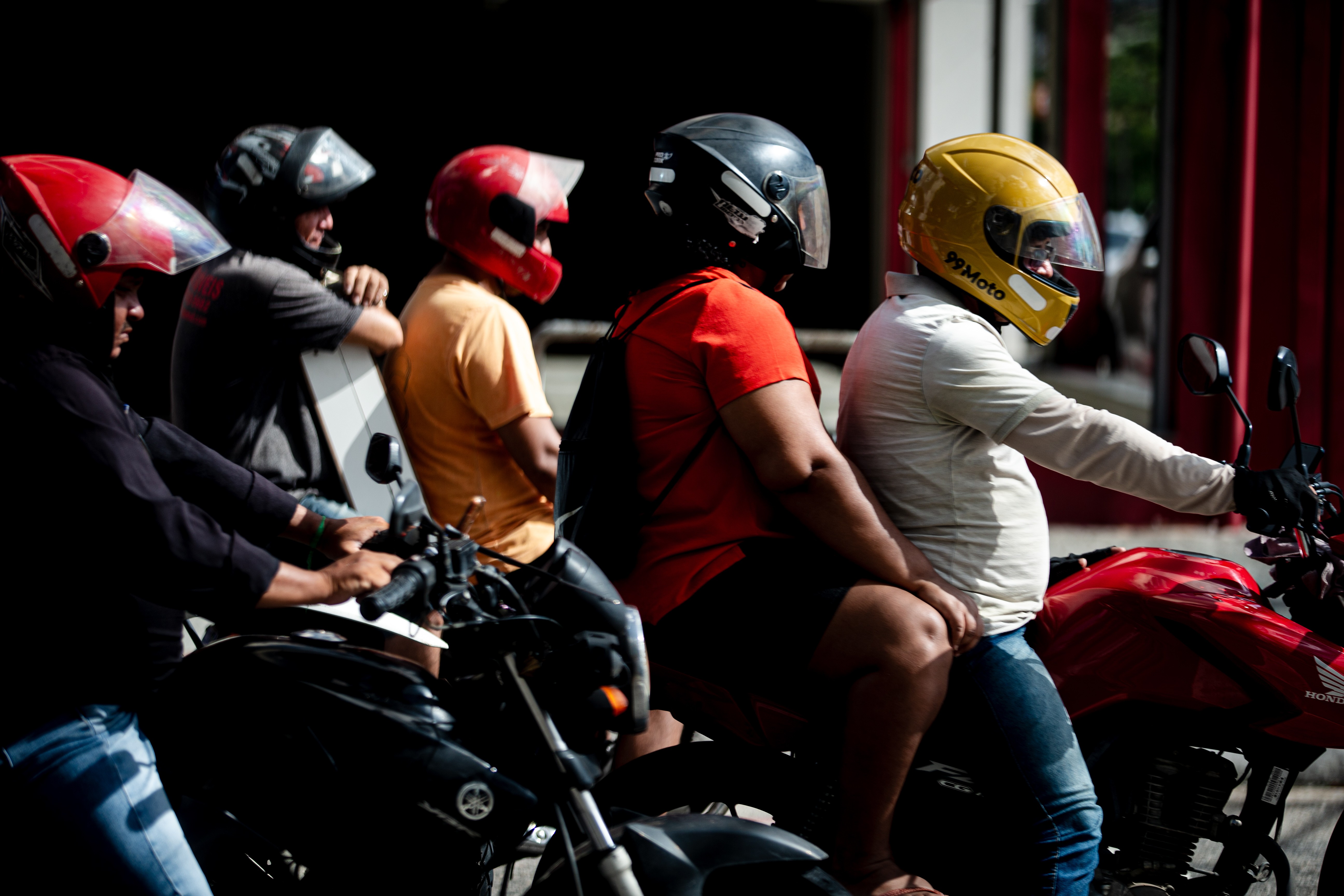 Projeto de Lei que proíbe motos barulhentas em BH é aprovado pela Câmara Municipal