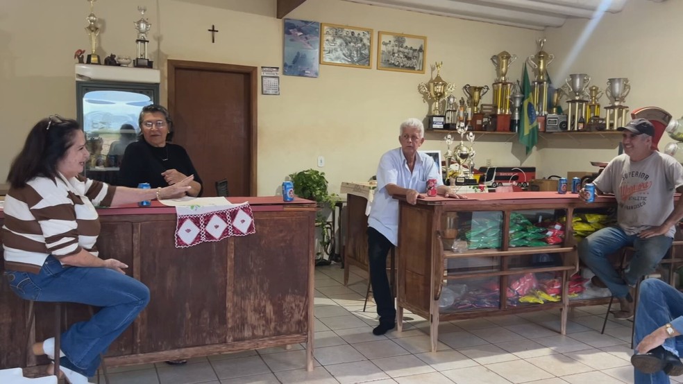 Conservas, fiado e histórias: vendinhas resistem ao tempo e preservam tradição do interior de SP — Foto: Reprodução/TV TEM