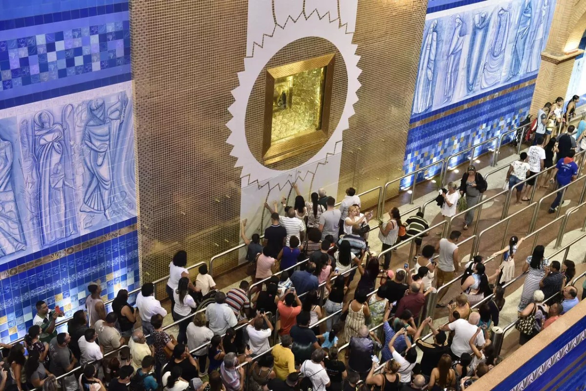 Santuário Nacional de Aparecida fica aberto 24h a partir desta sexta-feira (9); veja os serviços