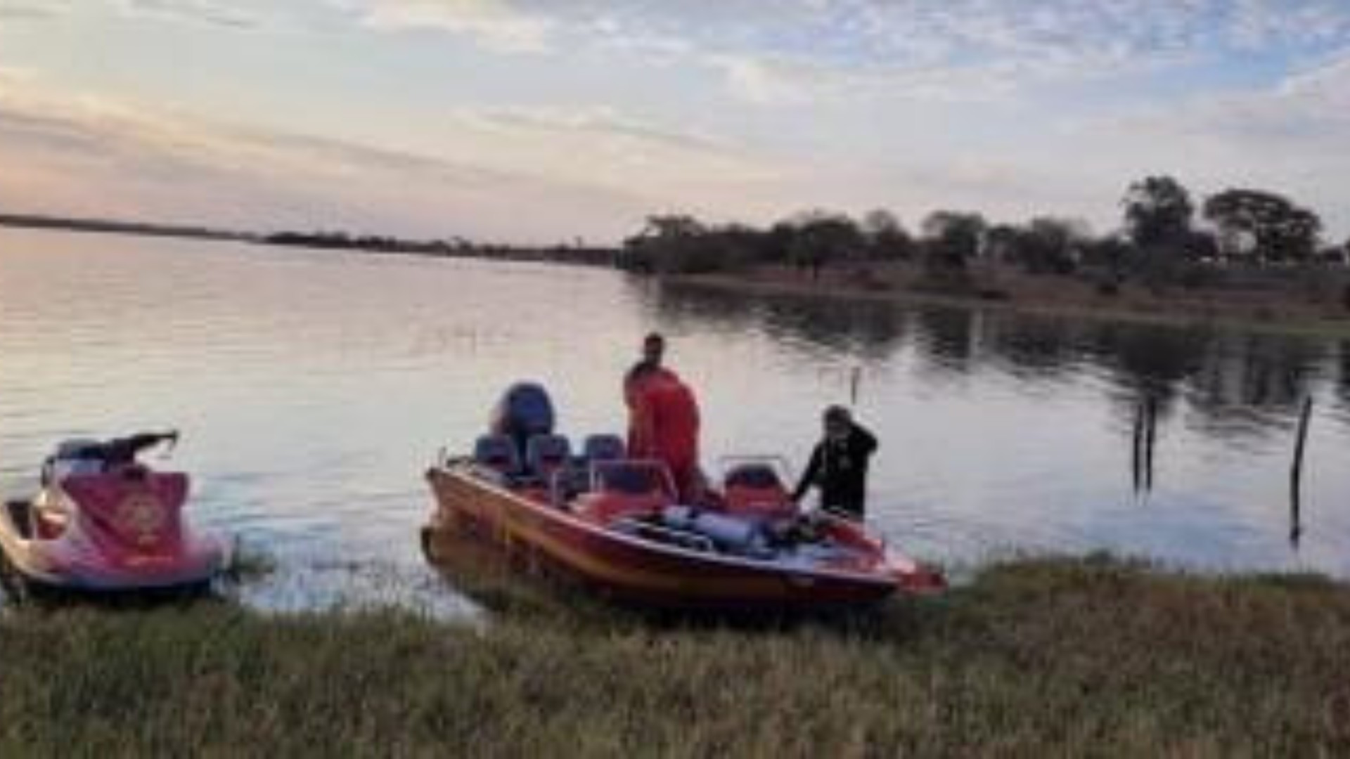 Pescador cai de barco e morre em rio de Aparecida do Taboado