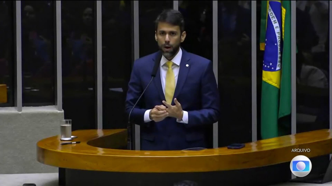Convidado por Lula para assumir ministério, deputado diz que quer 'ouvir bancada' do União Brasil antes de decisão