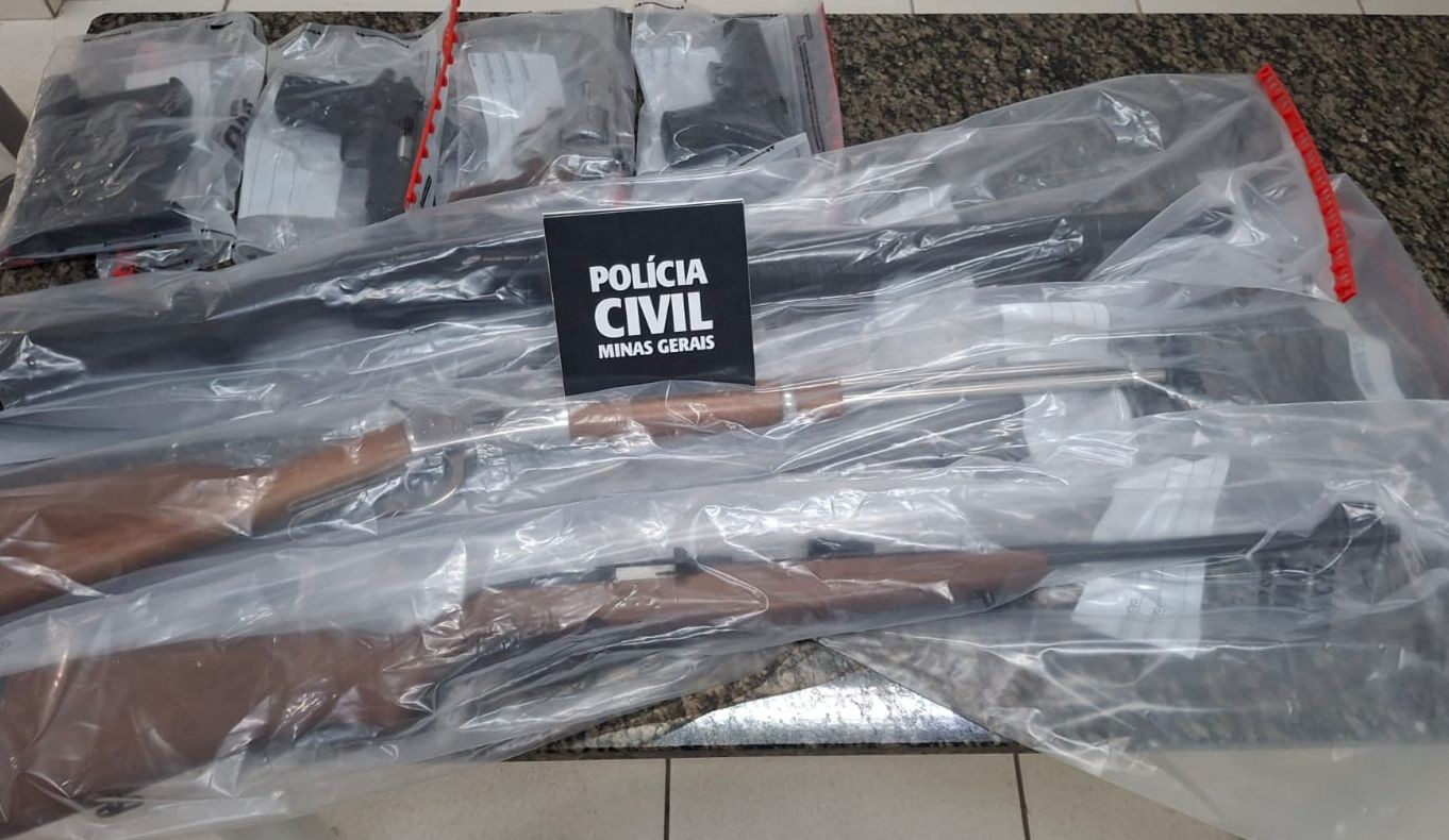 Polícia Civil apreende seis armas em endereços ligados a advogado em Timóteo