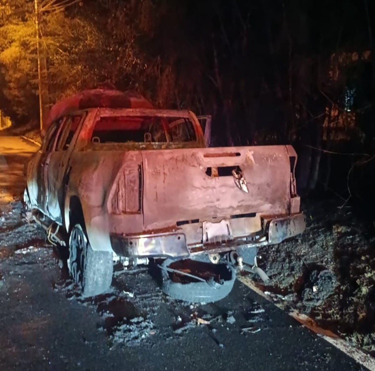 Homem é encontrado morto dentro de caminhonete em Macaé