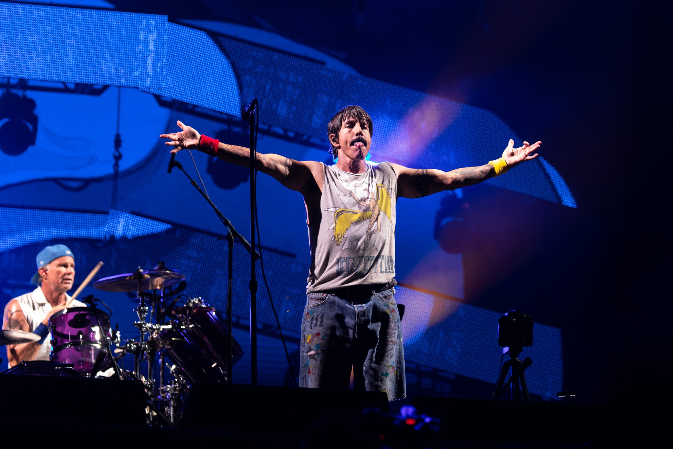 Red Hot Chili Peppers vende catálogo musical por mais de R$ 1 bilhão à Warner Music