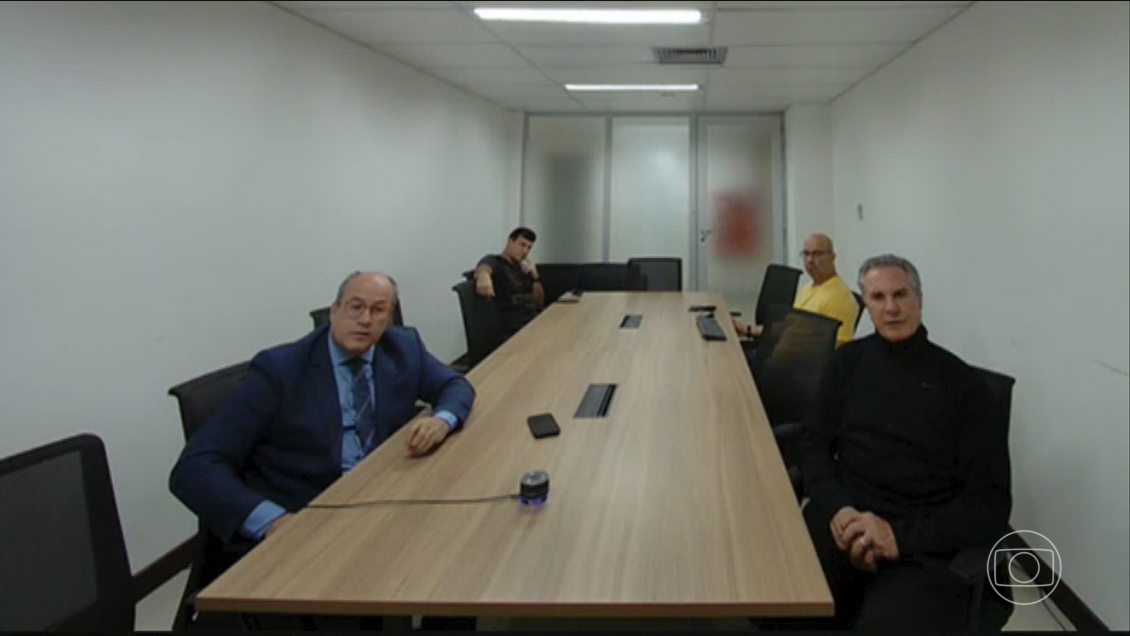 
Alexandre de Moraes, do STF, concede prisão domiciliar ao ex-presidente Fernando Collor
