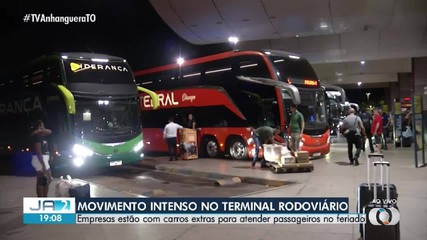 Empresas disponibilizam ônibus extras para atender passageiros durante feriado prolongado