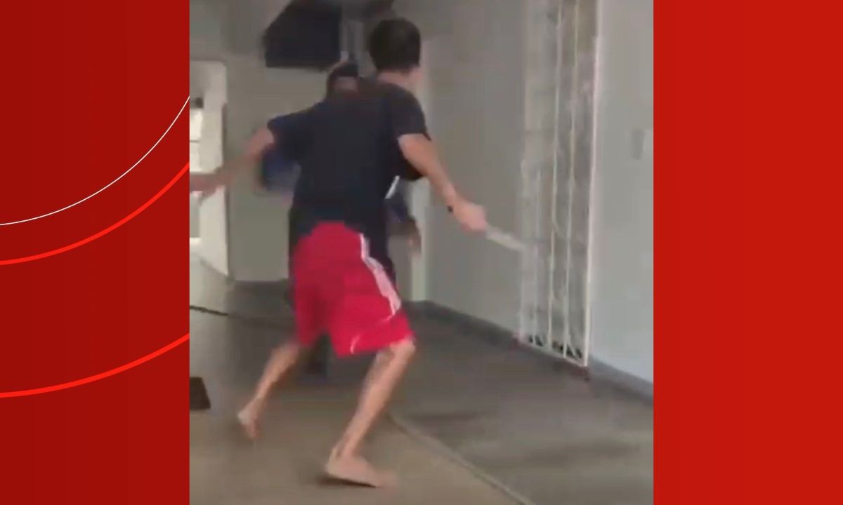 Funcionário morre após ser esfaqueado por morador de residencial em Manaus; polícia faz buscas por suspeito